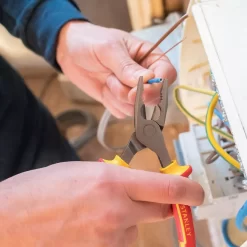 Pince Universelle Isolée 1000V STANLEY - 0-84-002 -Electro Tool Soldes STAN0290 4